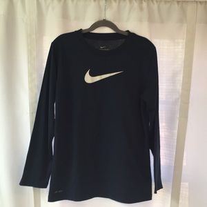 Nike boy’s Dri-Fit shirt. Size M. Navy Blue